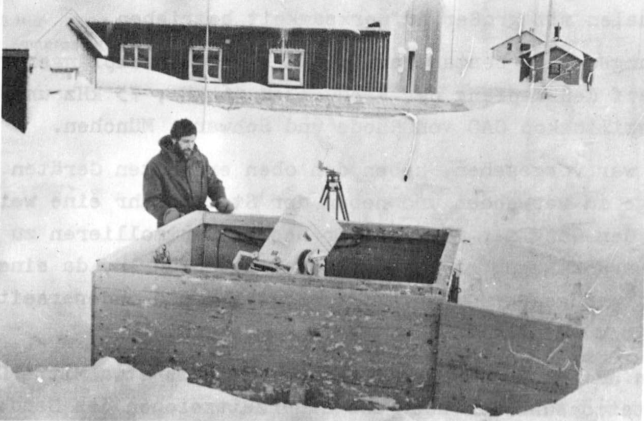Foto der ballistischen Kamera in der Kamerahütte Foto der ballistischen Kamera in der Kamerahütte