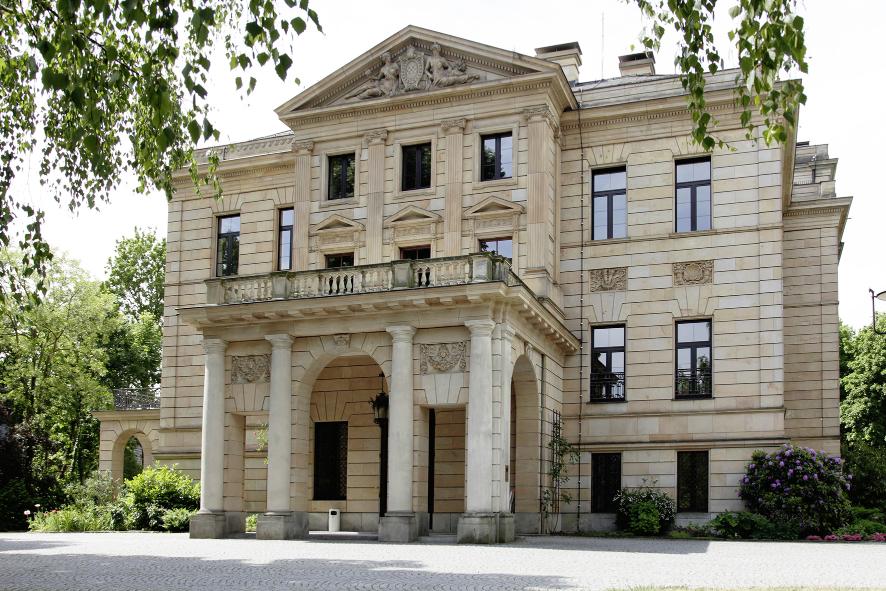 Bild zeigt die Villa Mumm, den Hauptdienstsitz des BKG in Frankfurt am Main Bild zeigt die Villa Mumm, den Hauptdienstsitz des BKG in Frankfurt am Main