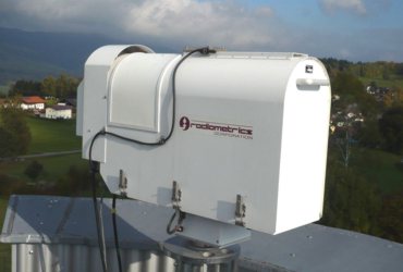 Bild zeigt das Wasserdampfradiometer WVR-1100