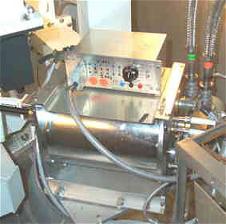 Bild zeigt den Dewar des Radioteleskops Bild zeigt den Dewar des Radioteleskops