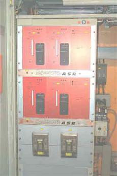 Bild zeigt die Servoverstärker des Radioteleskops Bild zeigt die Servoverstärker des Radioteleskops