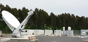 Bild zeigt das Radioteleskop AGGO (verweist auf: Radioteleskop AGGO)